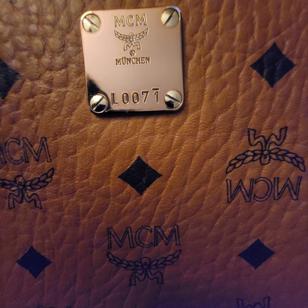 MCM backpack ( small) - Picture 7 of 8